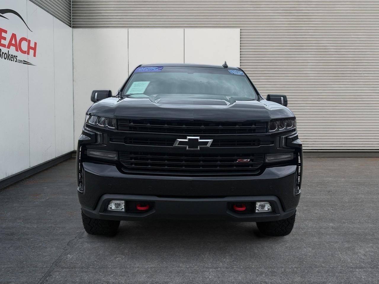 2019 Chevrolet Silverado 1500 LT Trail Boss, APPLE CARPLAY/ANDROID AUTO, HEATED SEATS, RUNNING BOARDS, TONNEAU COVER, WIFI, NAVIGATION, TWO HOOKS, BED LINER, TOW PACKAGE, POWER/HEATED MIRRORS, KEYLESS OPEN, RUNNING BOARDS, ONLY 1 OWNER! Norfolk VA