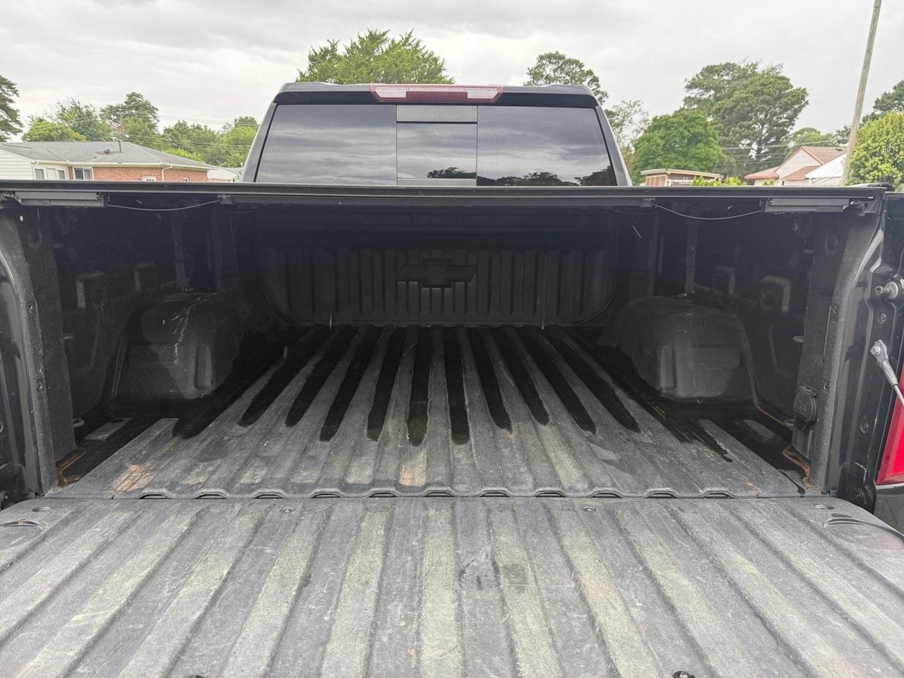 2019 Chevrolet Silverado 1500 LT Trail Boss, APPLE CARPLAY/ANDROID AUTO, HEATED SEATS, RUNNING BOARDS, TONNEAU COVER, WIFI, NAVIGATION, TWO HOOKS, BED LINER, TOW PACKAGE, POWER/HEATED MIRRORS, KEYLESS OPEN, RUNNING BOARDS, ONLY 1 OWNER! Norfolk VA