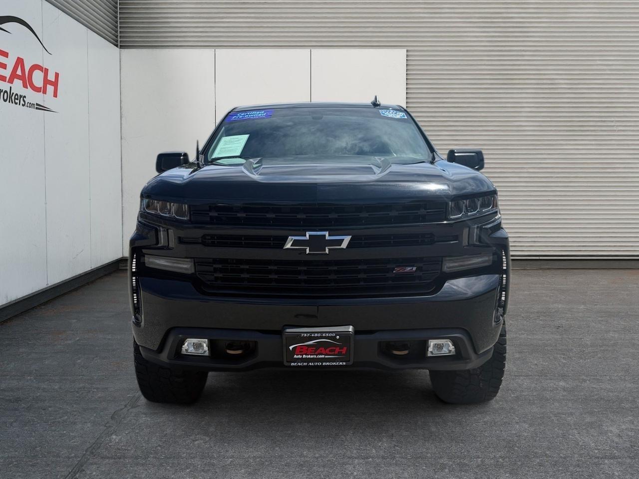 2019 Chevrolet Silverado 1500 LT Trail Boss, HEATED SEATS, APPLE CARPLAY/ANDROID AUTO, TOW PACKAGE, BED LINER, REAR BUMPER STEP, BACKUP CAMERA, BLUETOOTH, POWER MIRRORS, HEATED SEATS, RUNNING BOARDS, POWER SLIDING REAR WINDOW, CLEAN CARFAX, COME AND TEST DRIVE TODAY! Norfolk VA