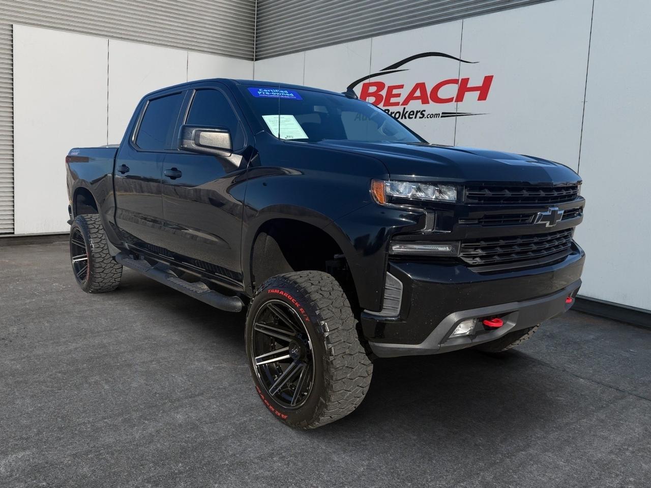 2019 Chevrolet Silverado 1500 LT Trail Boss, HEATED SEATS, SUNROOF, RUNNING BOARDS,TOW PACKAGE, POWER SLIDING REAR WINDOW, APPLE CARPLAY/ANDROID AUTO, REMOTE START, UNIVERSAL GARAGE DOOR OPENER, TRUCKS THIS CLEAN DONT LAST LONG!
