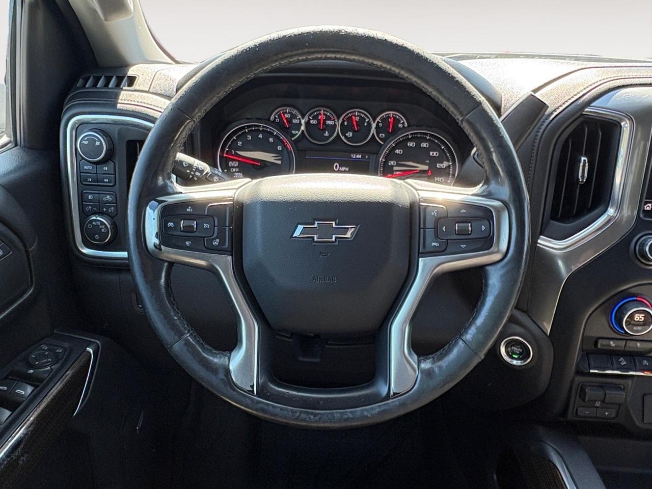 2019 Chevrolet Silverado 1500 LT Trail Boss, RUNNING BOARDS, SPORT MODE, TOW PACKAGE, AUTO START/STOP, FORWARD COLLISION ALERT, POWER TAILGATE, REMOTE START, PUSH BUTTON START, APPLE CARPLAY/ANDROID AUTO/AMAZON ALEXA, LOW MILES, CLEAN CARFAX, THIS TRUCK IS CLEAN & READY TO RIDE! Virginia Beach VA