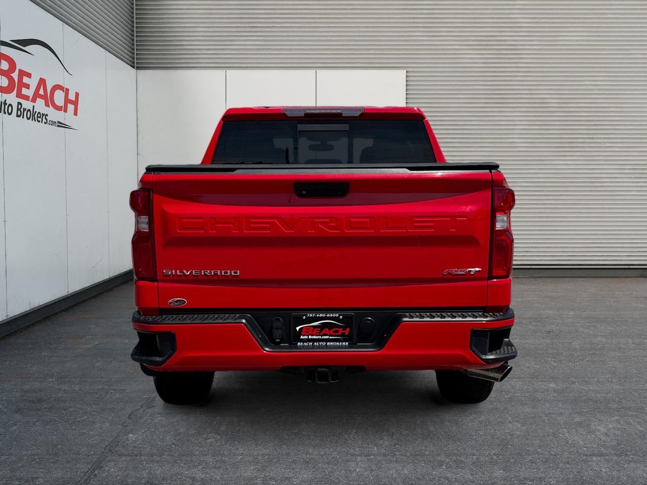 2019 Chevrolet Silverado 1500 RST, 4X4, SUNROOF, BOSE SOUND SYSTEM, HEATED SEATS, REMOTE START, APPLE CAR PLAY, HEATED STEERING WHEEL, THIS TRUCK IS READY , IT&apos;S MORE THAN A TRUCK- IT&apos;S YOUR NEXT WORKHORSE!!! Norfolk VA