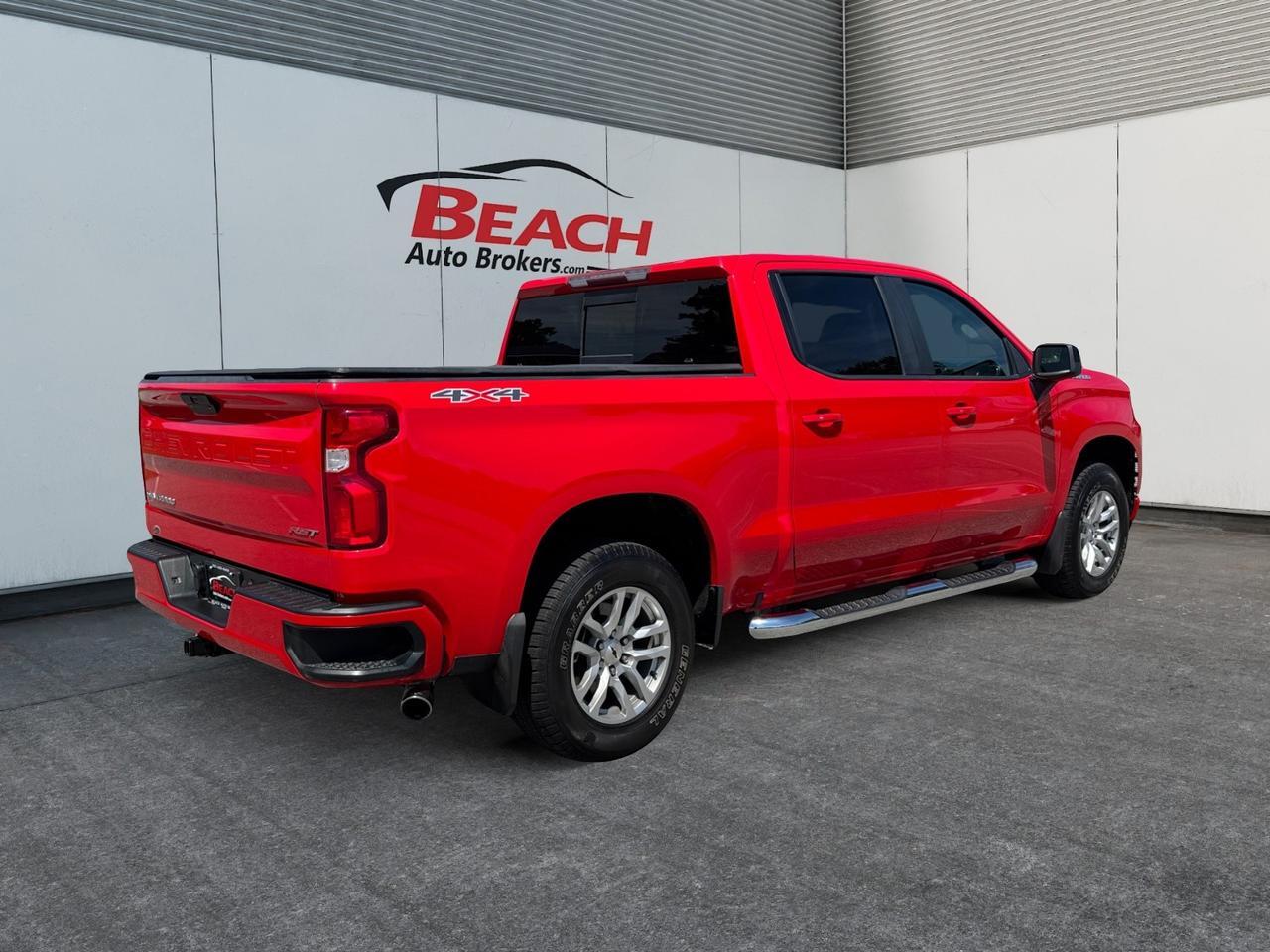 2019 Chevrolet Silverado 1500 RST, 4X4, SUNROOF, BOSE SOUND SYSTEM, HEATED SEATS, REMOTE START, APPLE CAR PLAY, HEATED STEERING WHEEL, THIS TRUCK IS READY , IT&apos;S MORE THAN A TRUCK- IT&apos;S YOUR NEXT WORKHORSE!!! Norfolk VA