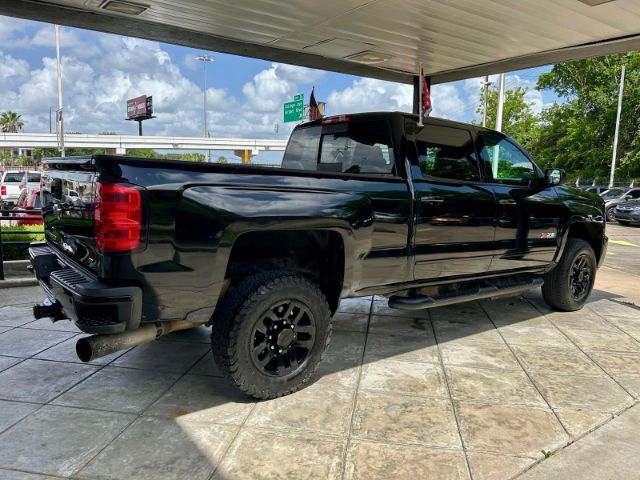 2019 Chevrolet Silverado 2500 LTZ 154,229 mi.