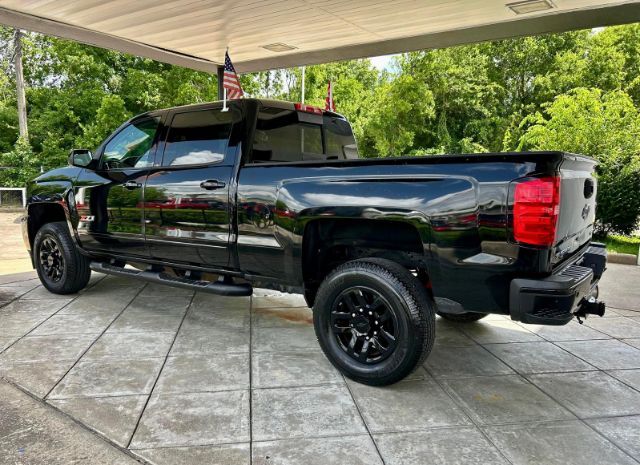 2019 Chevrolet Silverado 2500 LTZ 154,229 mi.