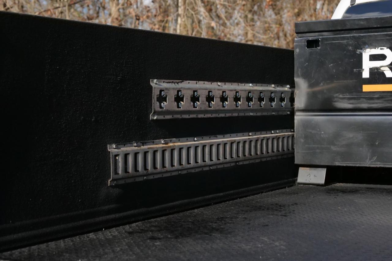 2019 Chevrolet Silverado 2500HD / Knapheide Service Body / Power Liftgate! Lincolnton NC