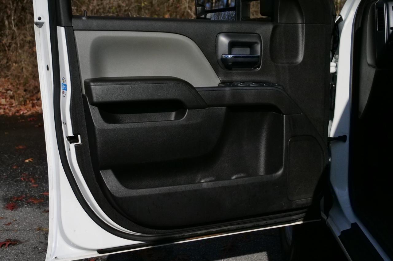 2019 Chevrolet Silverado 2500HD / Knapheide Service Body / Power Liftgate! Lincolnton NC