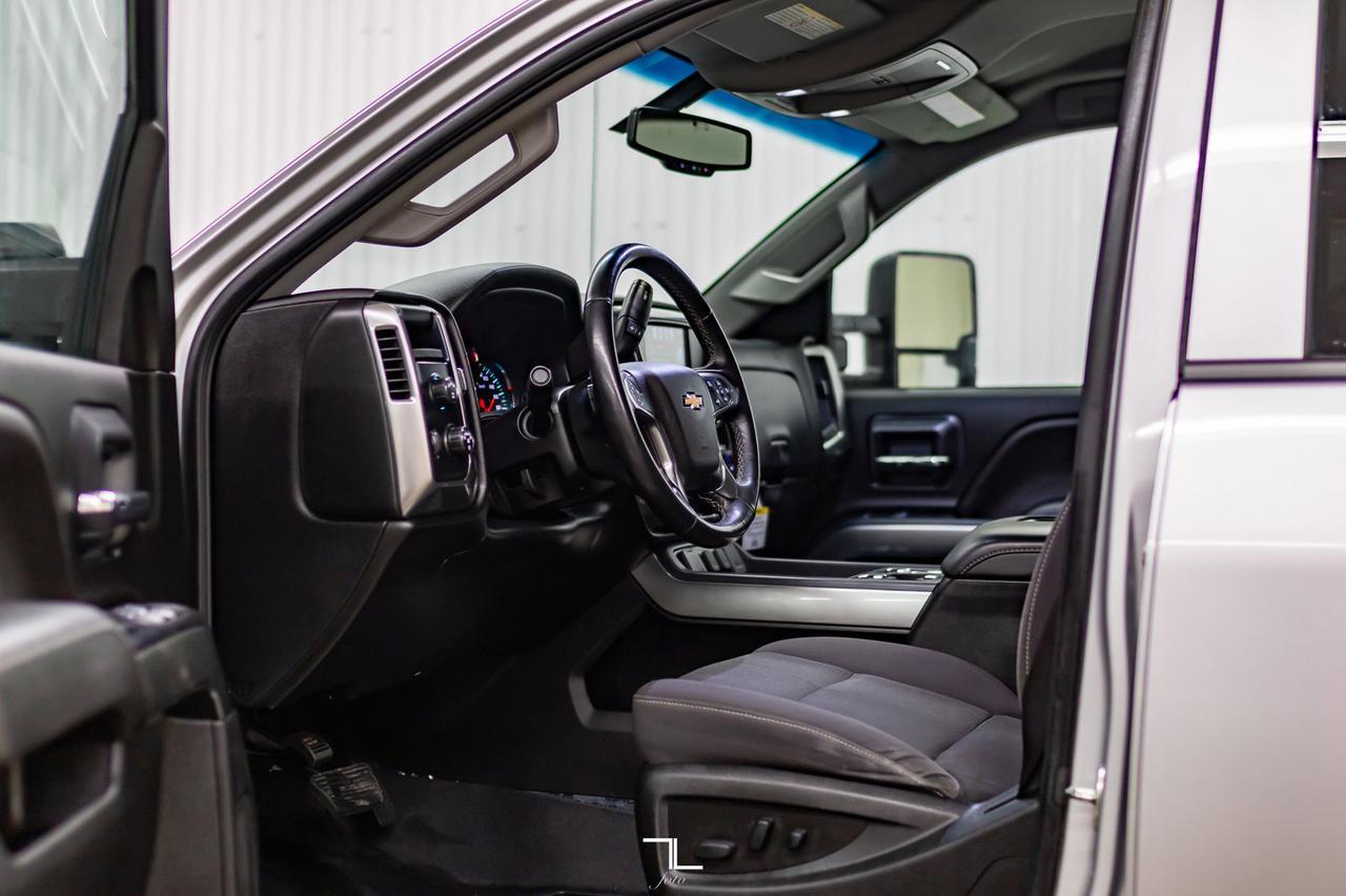 2019 Chevrolet Silverado 2500HD 4x4 Crew Cab LT BCam HSeat Red Deer AB