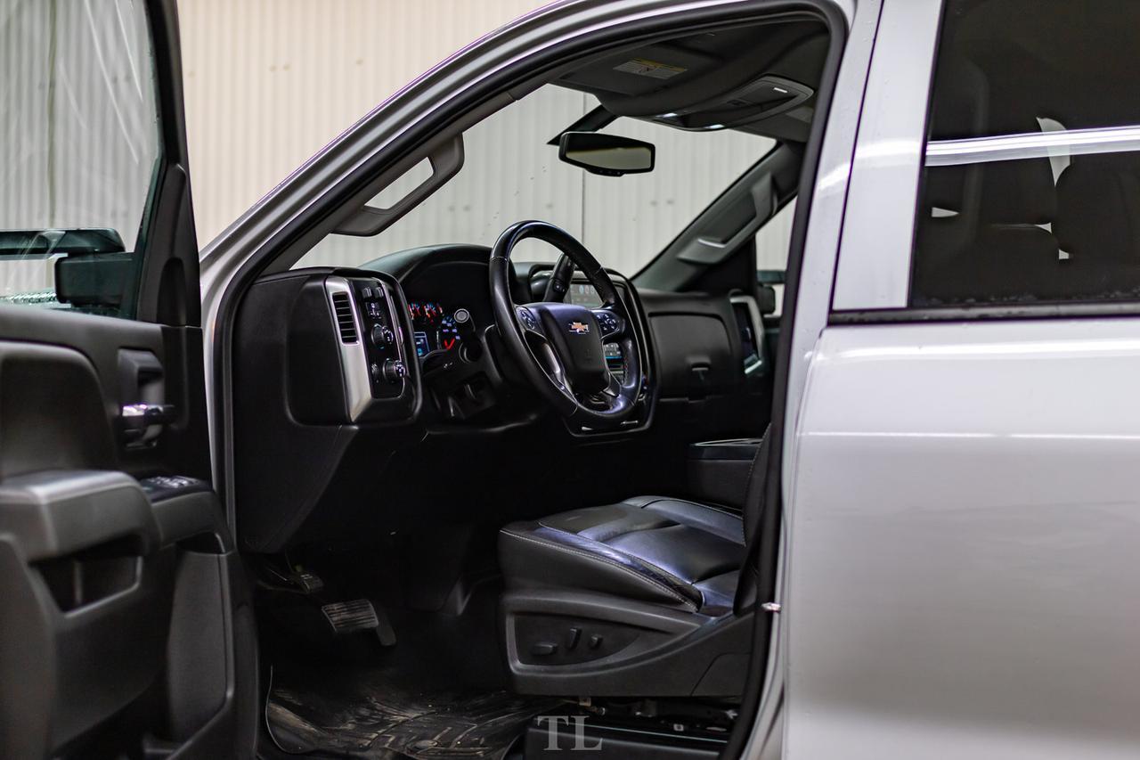 2019 Chevrolet Silverado 2500HD 4x4 Crew Cab LT Diesel Leather BCam Red Deer AB