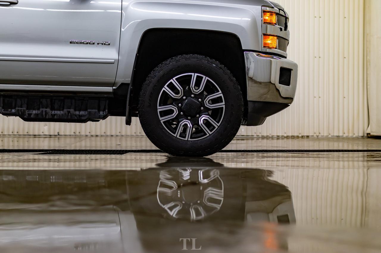 2019 Chevrolet Silverado 2500HD 4x4 Crew Cab LT Diesel Leather BCam Red Deer AB