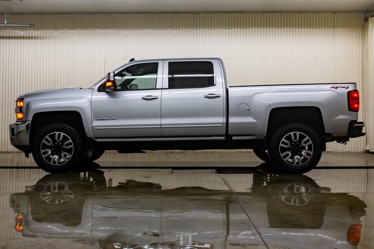 2019 Chevrolet Silverado 2500HD 4x4 Crew Cab LT Diesel Leather BCam Red Deer AB