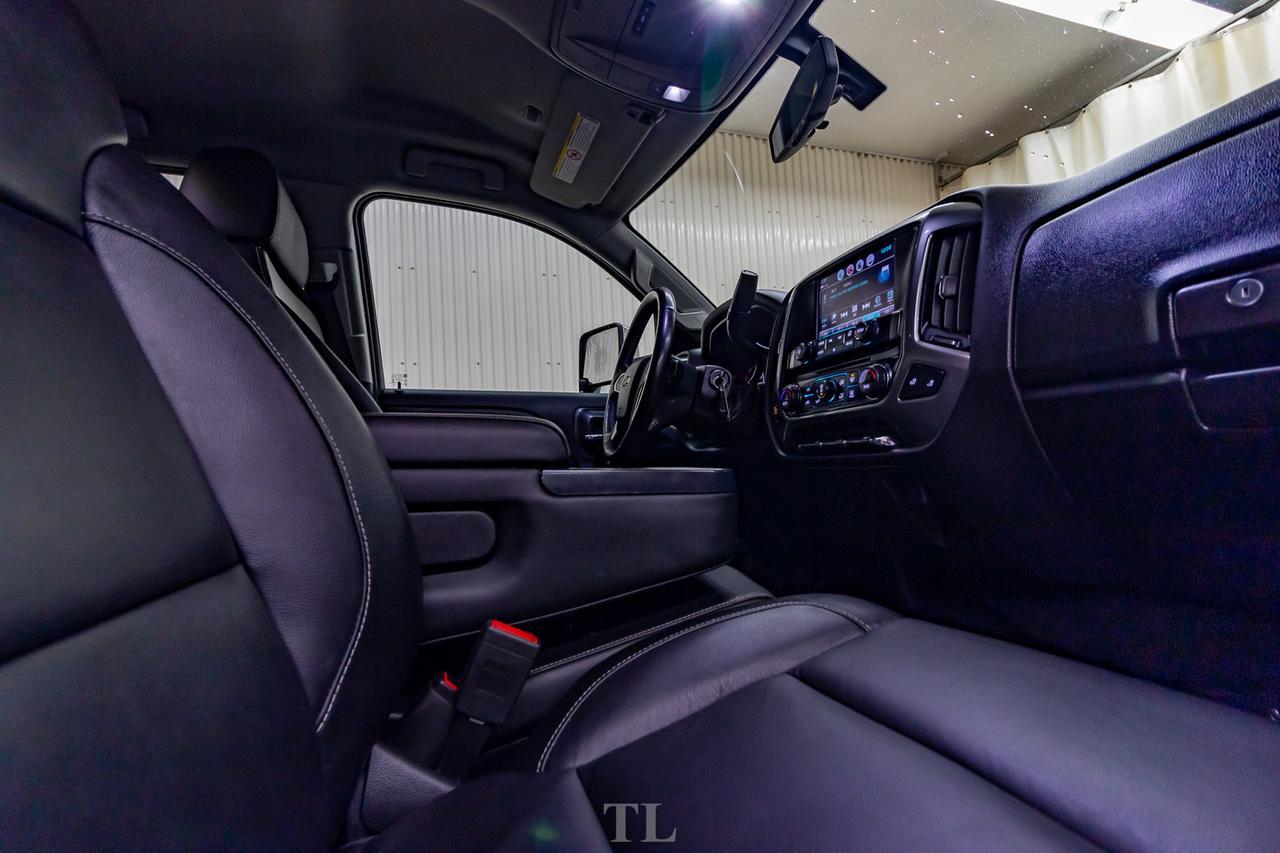 2019 Chevrolet Silverado 2500HD 4x4 Crew Cab LT Diesel Leather BCam Red Deer AB
