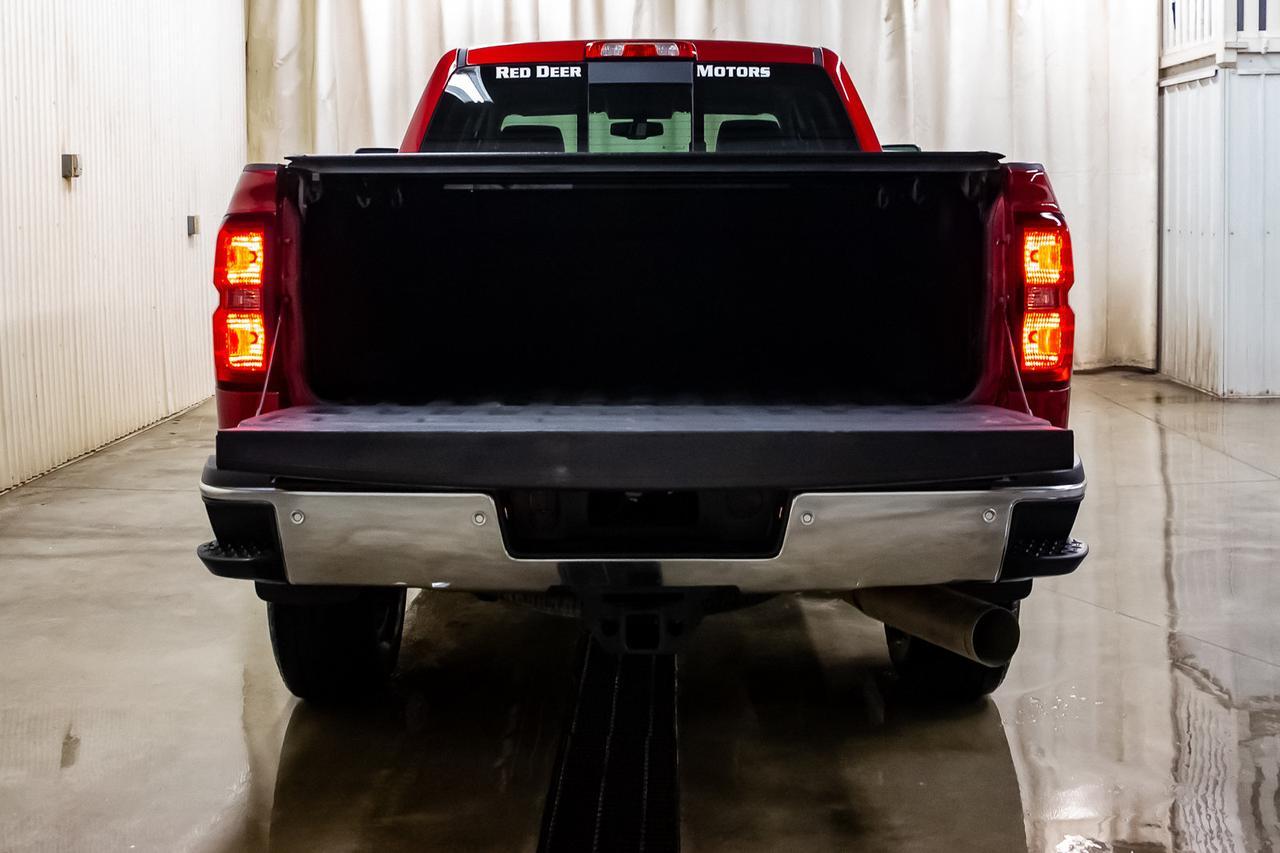 2019 Chevrolet Silverado 2500HD 4x4 Crew Cab LT Diesel Leather BCam Red Deer AB