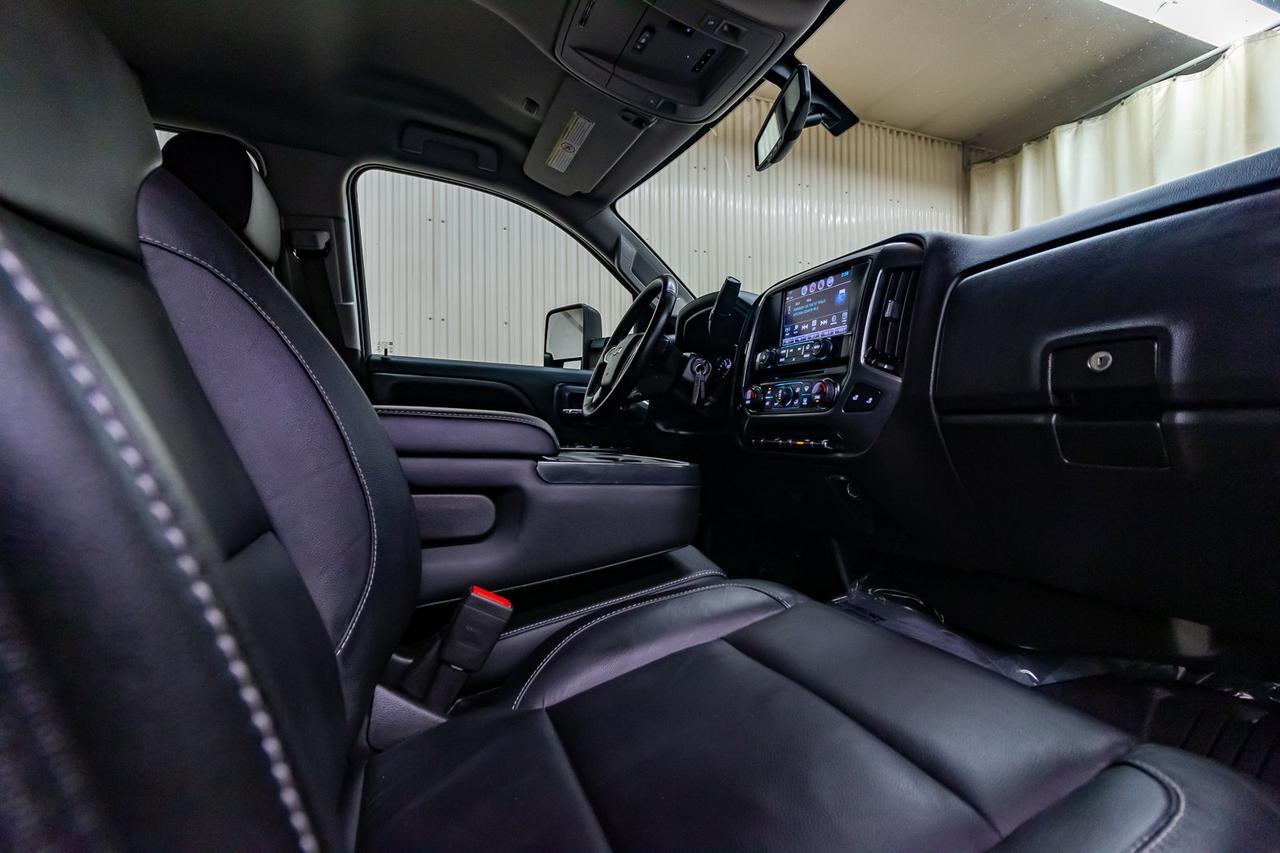 2019 Chevrolet Silverado 2500HD 4x4 Crew Cab LT Diesel Leather BCam Red Deer AB