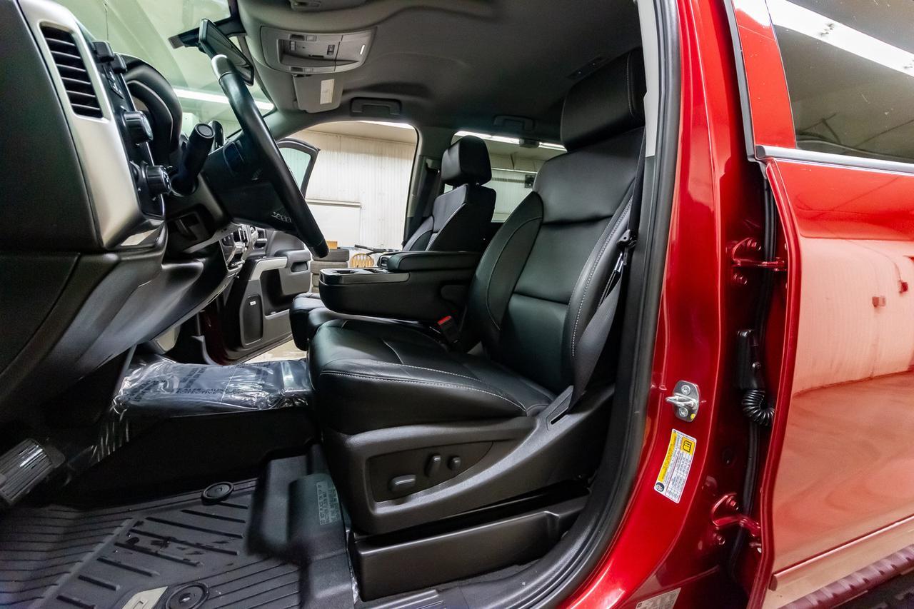 2019 Chevrolet Silverado 2500HD 4x4 Crew Cab LT Diesel Leather BCam Red Deer AB