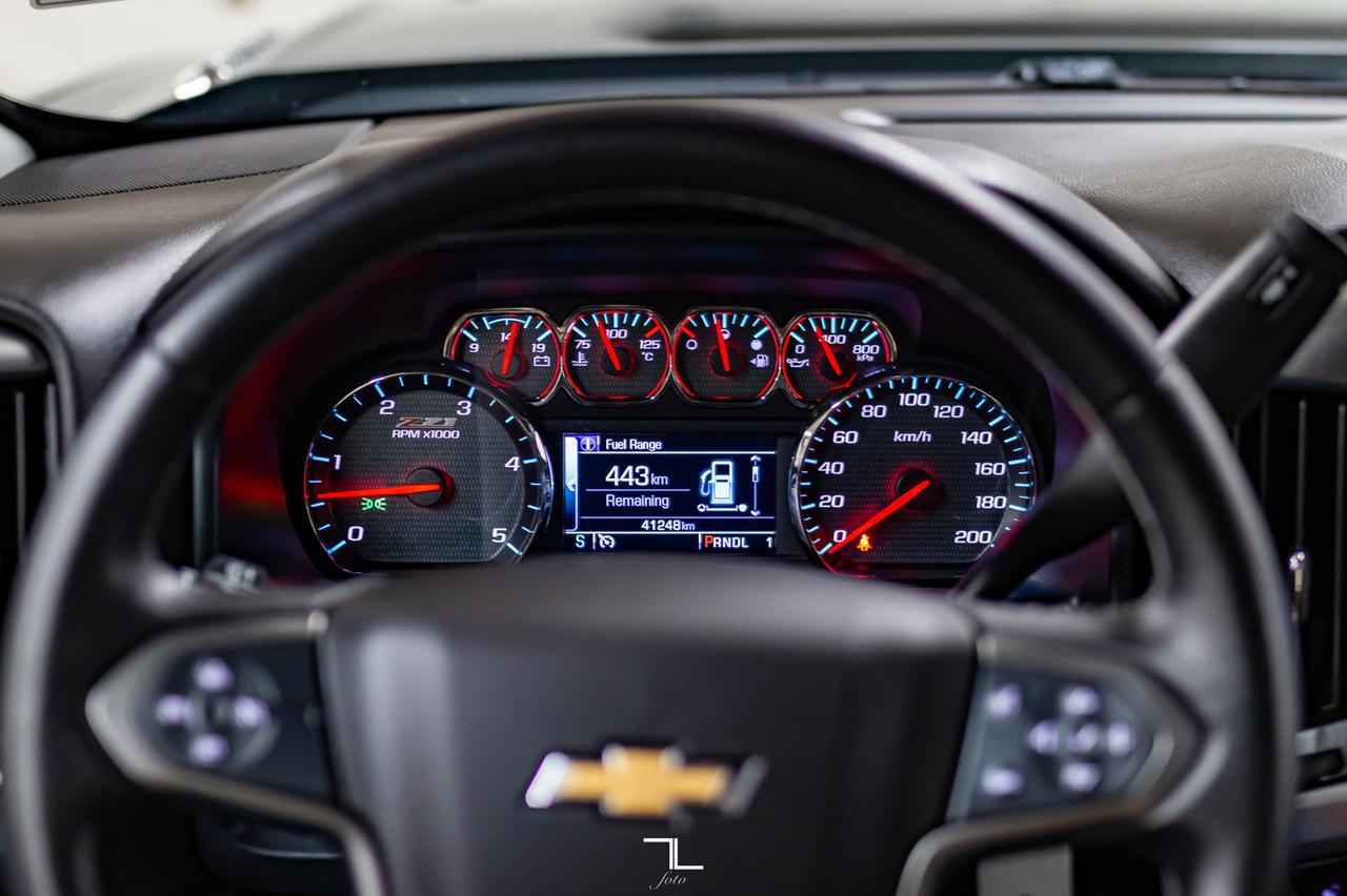 2019 Chevrolet Silverado 2500HD 4x4 Crew Cab LT Z71 Diesel Leather Nav BCam Red Deer AB