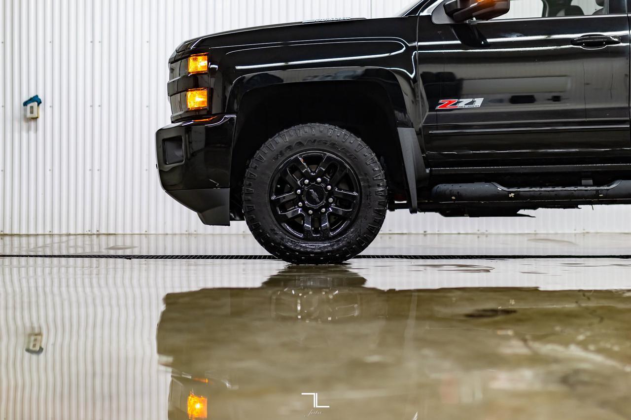 2019 Chevrolet Silverado 2500HD 4x4 Crew Cab LT Z71 Diesel Leather Nav BCam Red Deer AB