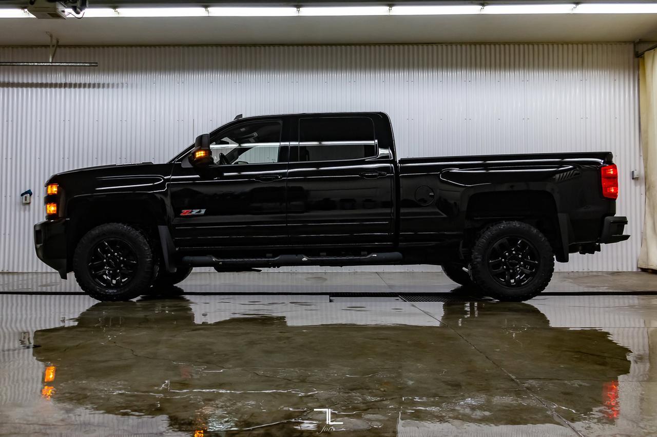 2019 Chevrolet Silverado 2500HD 4x4 Crew Cab LT Z71 Diesel Leather Nav BCam Red Deer AB