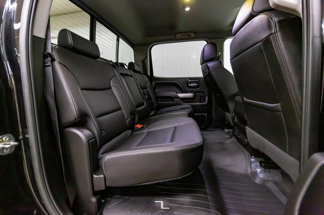 2019 Chevrolet Silverado 2500HD 4x4 Crew Cab LT Z71 Diesel Leather Nav BCam Red Deer AB