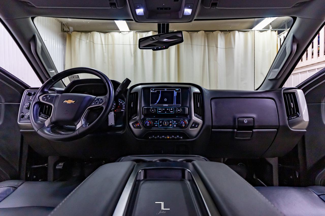 2019 Chevrolet Silverado 2500HD 4x4 Crew Cab LT Z71 Diesel Leather Nav BCam Red Deer AB