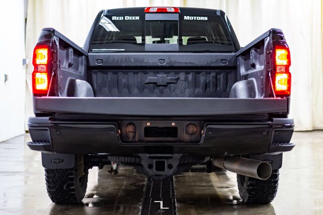 2019 Chevrolet Silverado 2500HD 4x4 Crew Cab LT Z71 Diesel Leather Nav BCam Red Deer AB