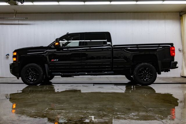 2019 Chevrolet Silverado 2500HD 4x4 Crew Cab LT Z71 Diesel Leather Nav BCam Red Deer AB