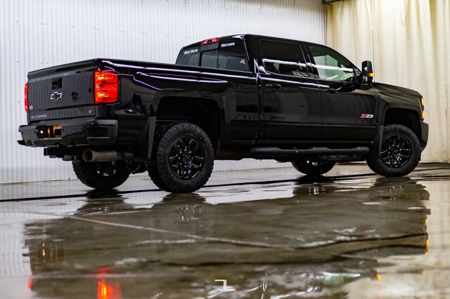 2019 Chevrolet Silverado 2500HD 4x4 Crew Cab LT Z71 Diesel Leather Nav BCam Red Deer AB