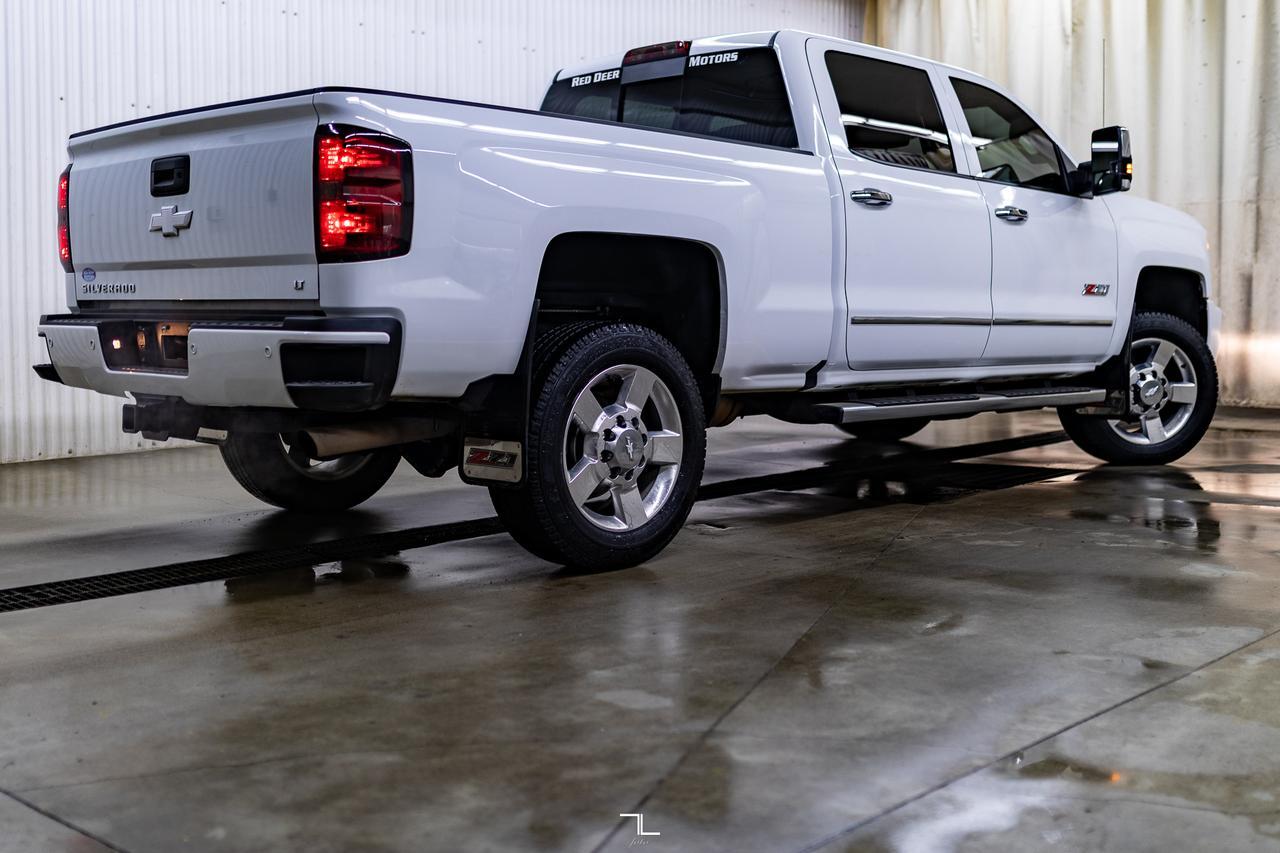 2019 Chevrolet Silverado 2500HD 4x4 Crew Cab LT Z71 Leather BCam Red Deer AB