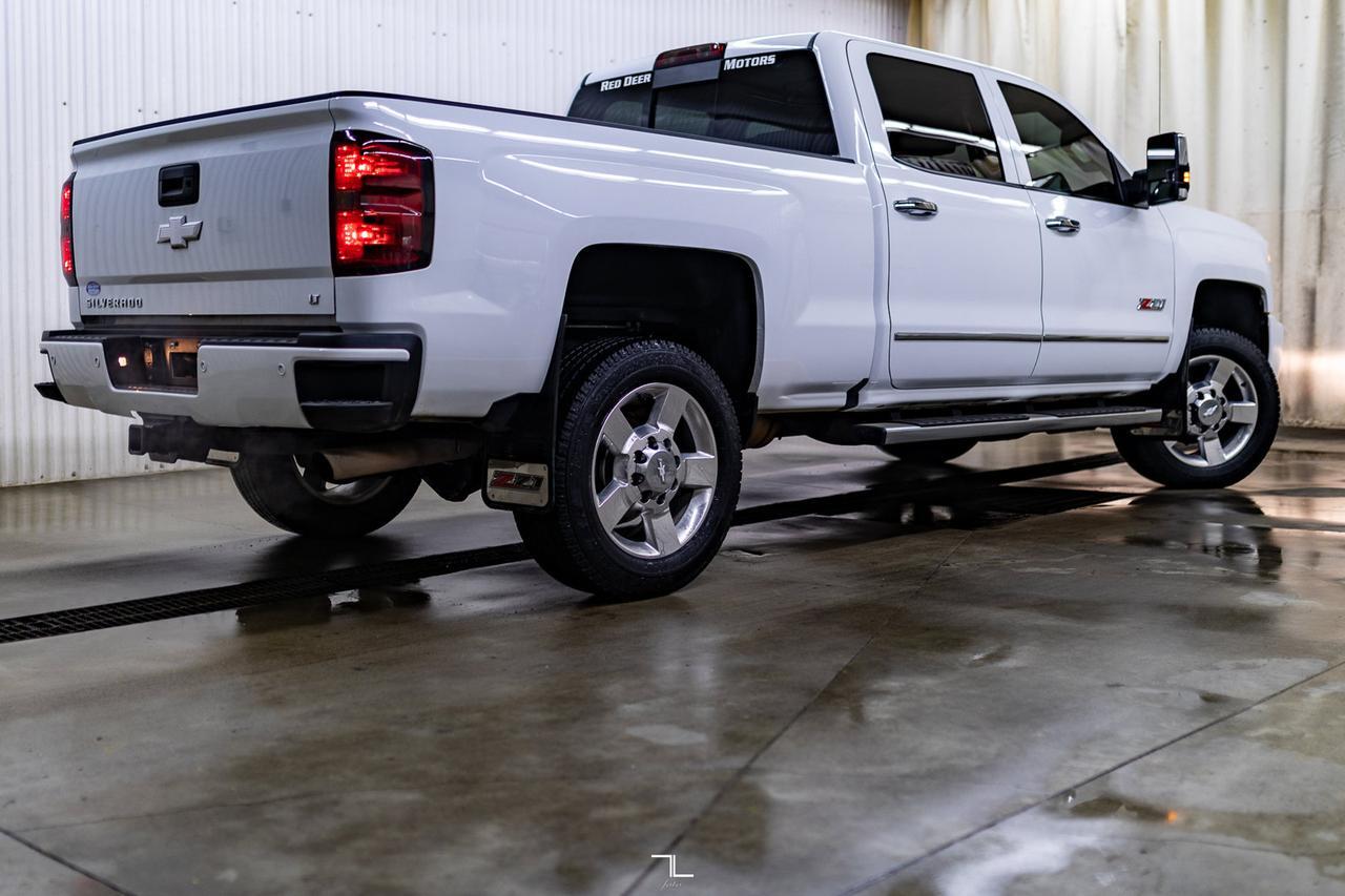 2019 Chevrolet Silverado 2500HD 4x4 Crew Cab LT Z71 Leather BCam Red Deer AB