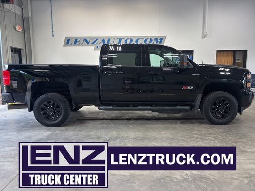 2019_Chevrolet_Silverado 2500HD_4x4 Crew Cab LTZ_ Fond du Lac WI