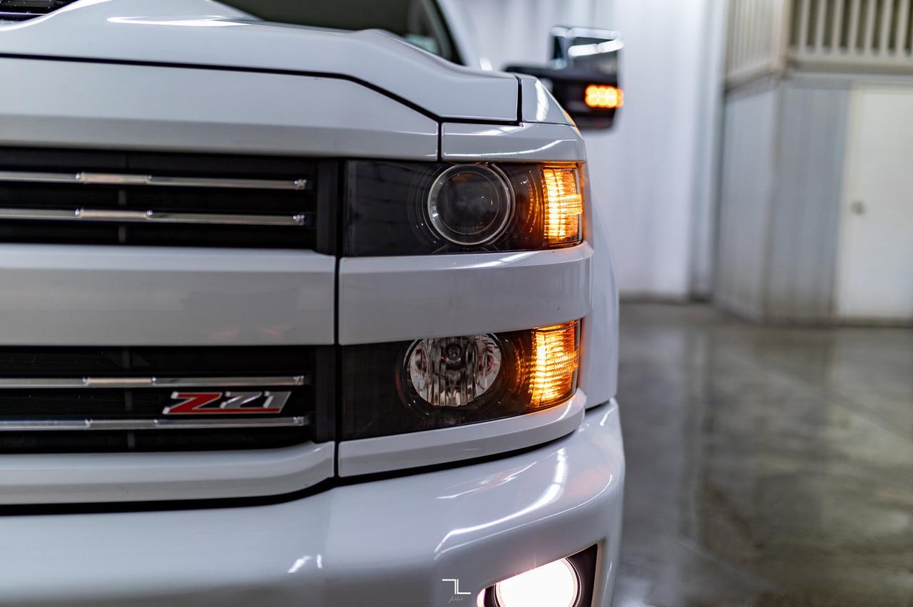 2019 Chevrolet Silverado 2500HD 4x4 Crew Cab LTZ Z71 Diesel Leather Roof Nav Red Deer AB