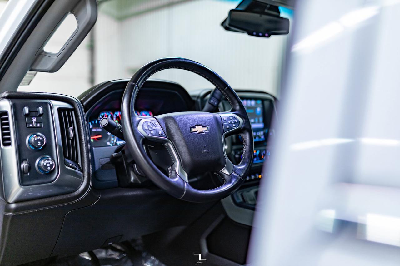 2019 Chevrolet Silverado 2500HD 4x4 Crew Cab LTZ Z71 Diesel Leather Roof Nav Red Deer AB