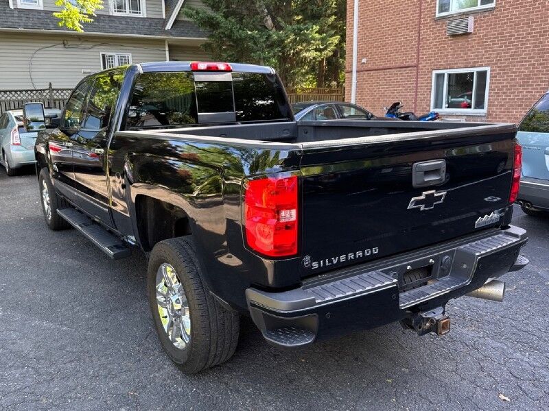 2019 Chevrolet Silverado 2500HD High Country Crew Cab 4WD w/ Duramax Plus Package Arlington VA