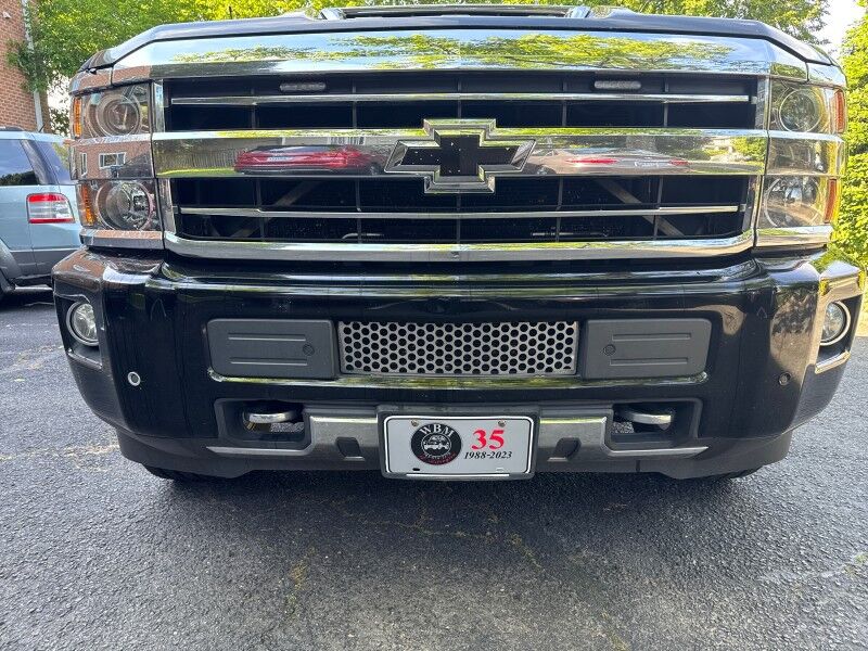 2019 Chevrolet Silverado 2500HD High Country Crew Cab 4WD w/ Duramax Plus Package Arlington VA