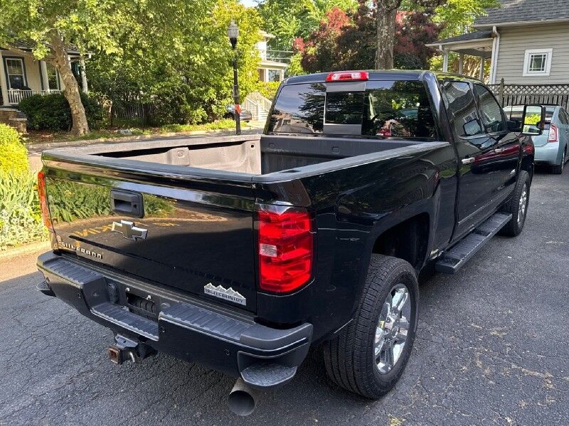 2019 Chevrolet Silverado 2500HD High Country Crew Cab 4WD w/ Duramax Plus Package Arlington VA