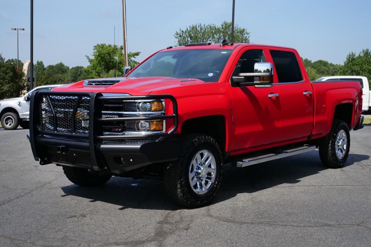 2019 Chevrolet Silverado 2500HD LTZ 4X4 / Plus Package / Z71 / LOW MILES! Lincolnton NC