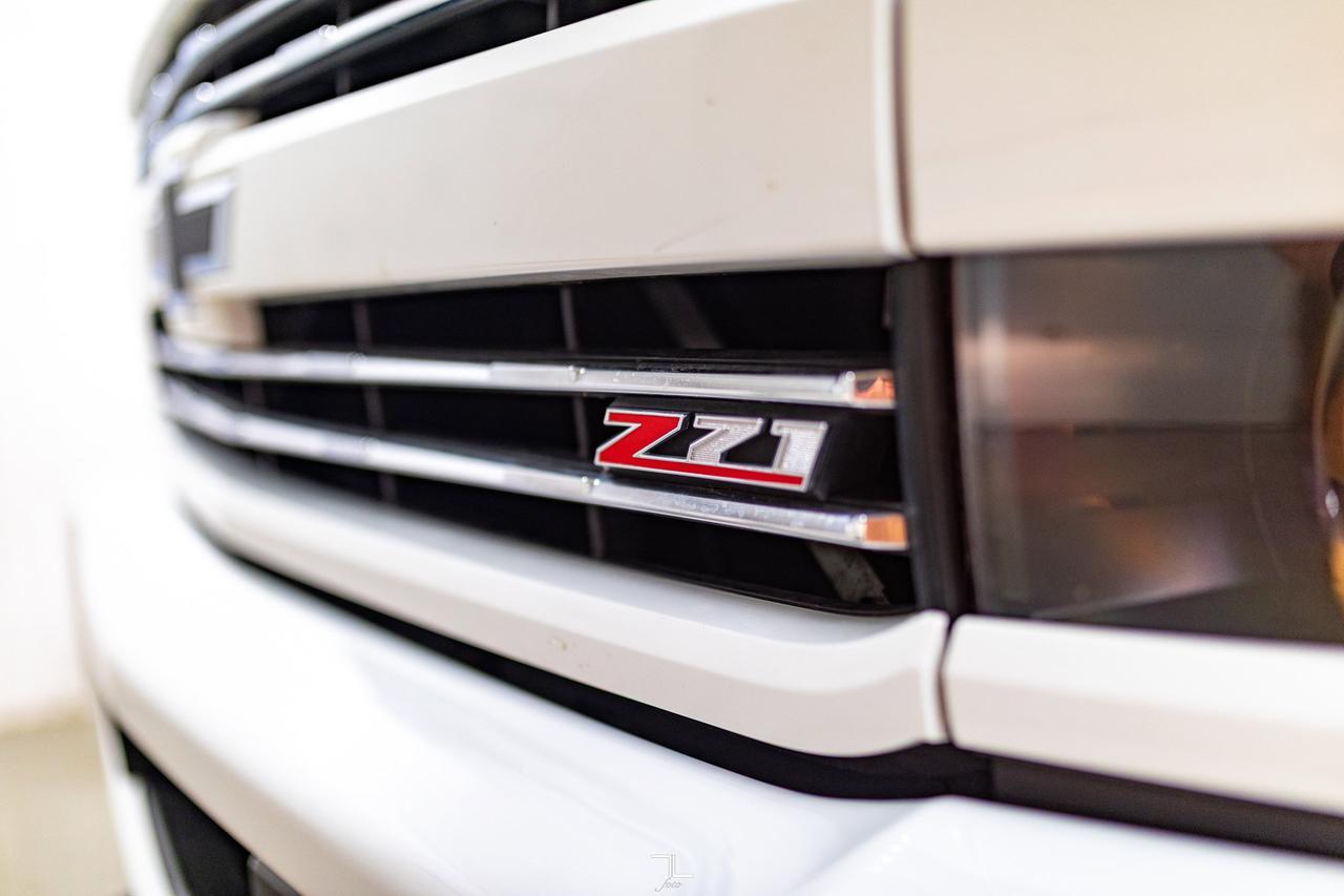 2019 Chevrolet Silverado 3500HD 4x4 Crew Cab LT Z71 Diesel Leather BCam 6" Lift Red Deer AB