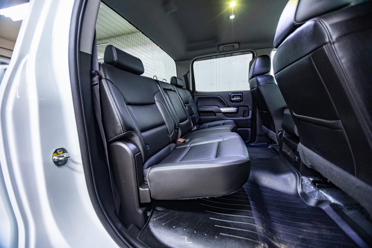 2019 Chevrolet Silverado 3500HD 4x4 Crew Cab LT Z71 Diesel Leather BCam 6" Lift Red Deer AB