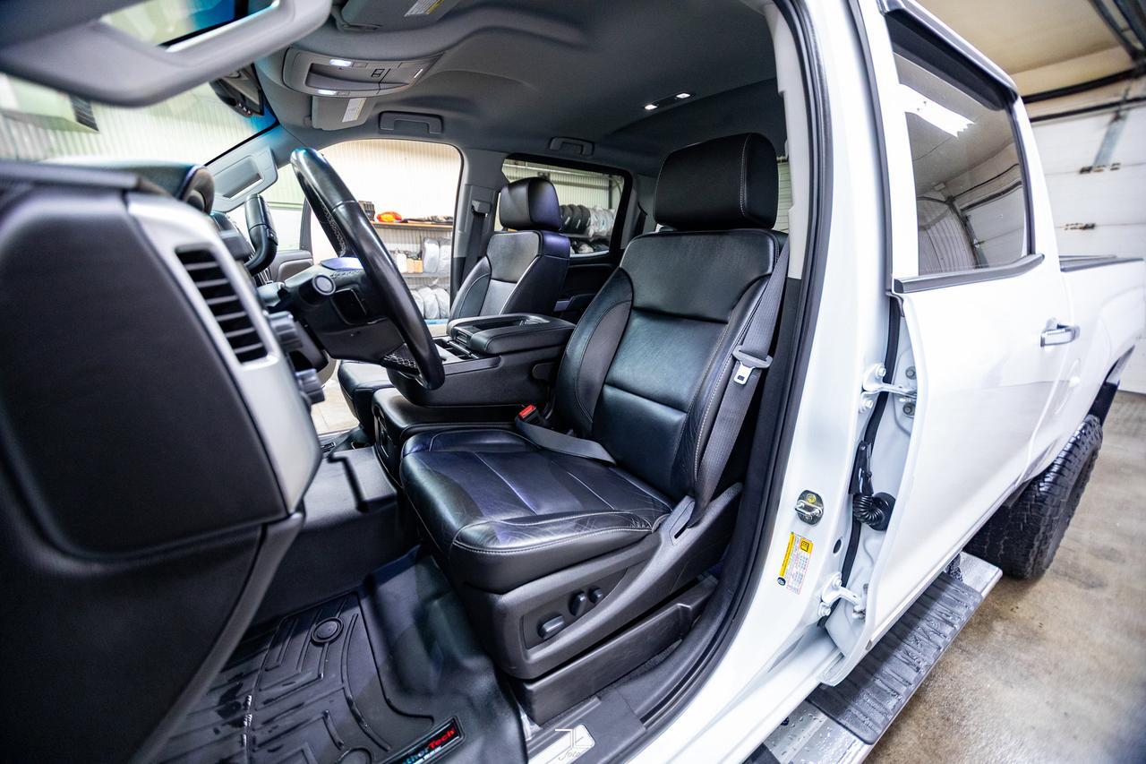 2019 Chevrolet Silverado 3500HD 4x4 Crew Cab LT Z71 Diesel Leather BCam 6" Lift Red Deer AB