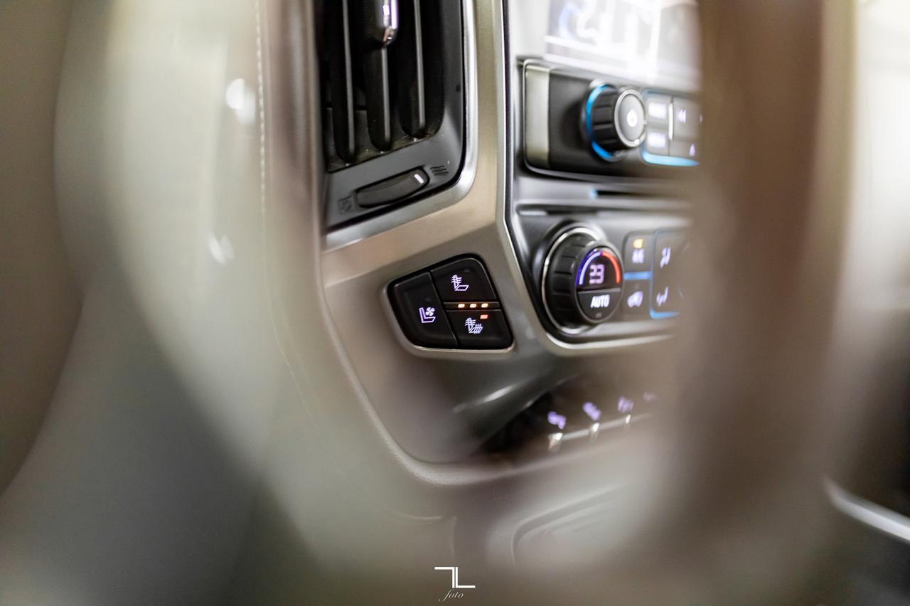 2019 Chevrolet Silverado 3500HD 4x4 Crew Cab LTZ Z71 Diesel Leather Roof Nav Red Deer AB