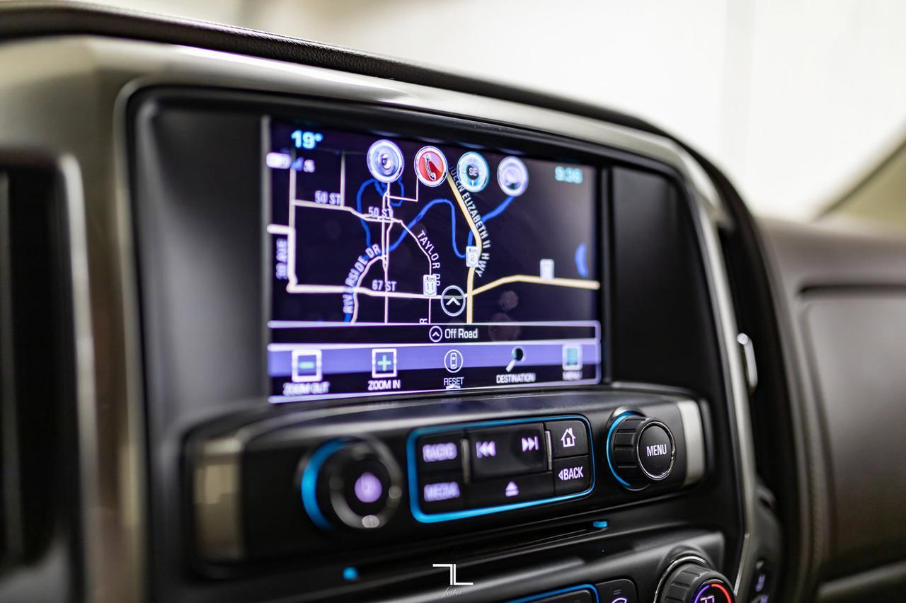 2019 Chevrolet Silverado 3500HD 4x4 Crew Cab LTZ Z71 Diesel Leather Roof Nav Red Deer AB