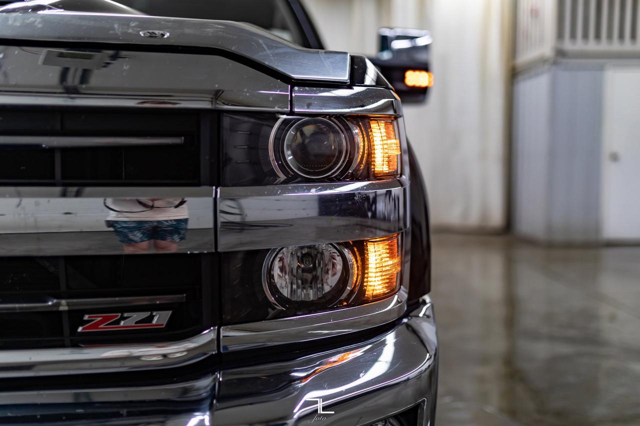 2019 Chevrolet Silverado 3500HD 4x4 Crew Cab LTZ Z71 Diesel Leather Roof Nav Red Deer AB