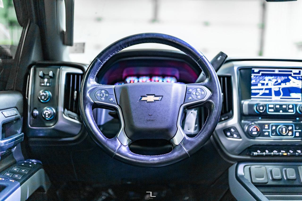 2019 Chevrolet Silverado 3500HD 4x4 Crew Cab LTZ Z71 Diesel Leather Roof Nav Red Deer AB