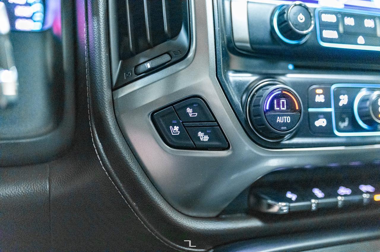 2019 Chevrolet Silverado 3500HD 4x4 Crew Cab LTZ Z71 Diesel Leather Roof Nav Red Deer AB