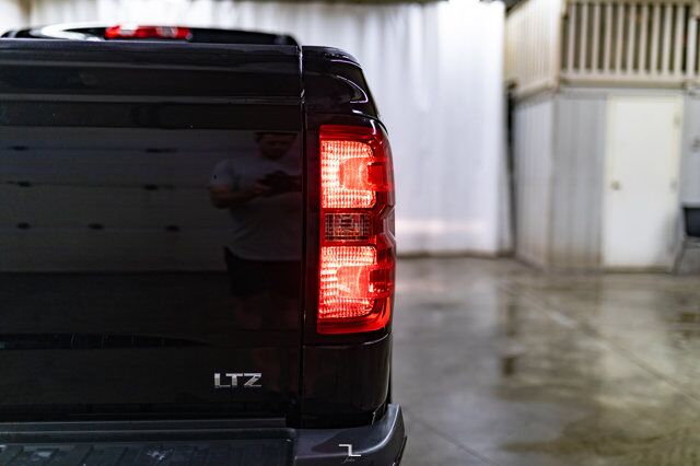 2019 Chevrolet Silverado 3500HD 4x4 Crew Cab LTZ Z71 Diesel Leather Roof Nav Red Deer AB