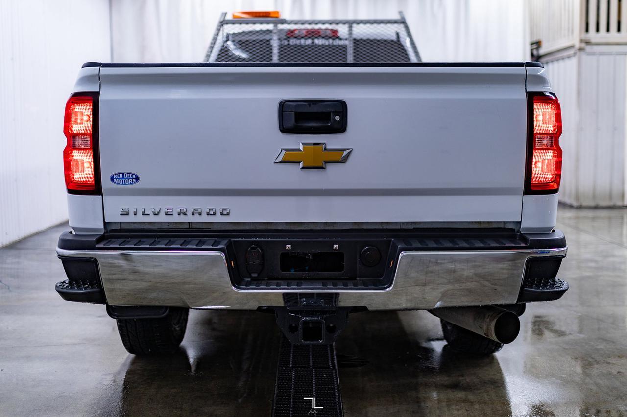 2019 Chevrolet Silverado 3500HD 4x4 Crew Cab WT Diesel BCam Red Deer AB