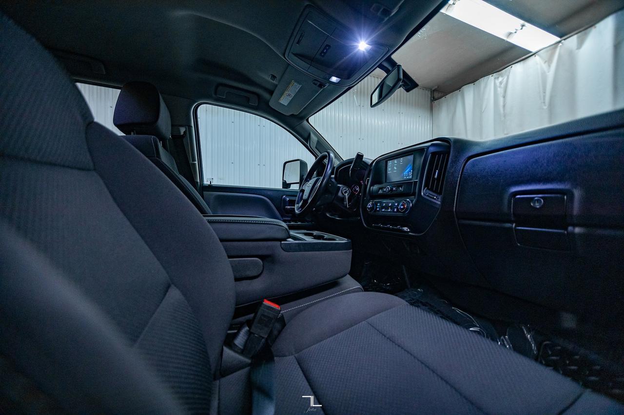 2019 Chevrolet Silverado 3500HD 4x4 Crew Cab WT Diesel BCam Red Deer AB