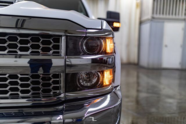 2019 Chevrolet Silverado 3500HD 4x4 Crew Cab WT Longbox Diesel BCam Red Deer AB