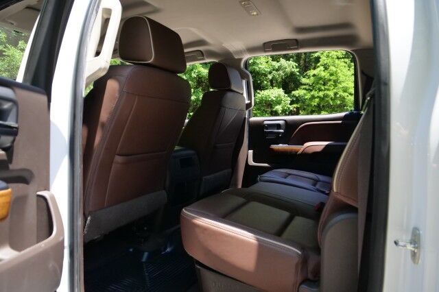 2019 Chevrolet Silverado 3500HD High Country 4X4 / Plus Package / Duramax Diesel! High Point NC
