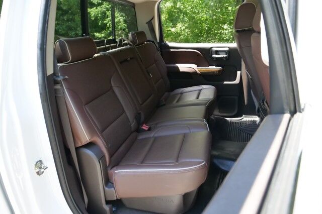 2019 Chevrolet Silverado 3500HD High Country 4X4 / Plus Package / Duramax Diesel! High Point NC